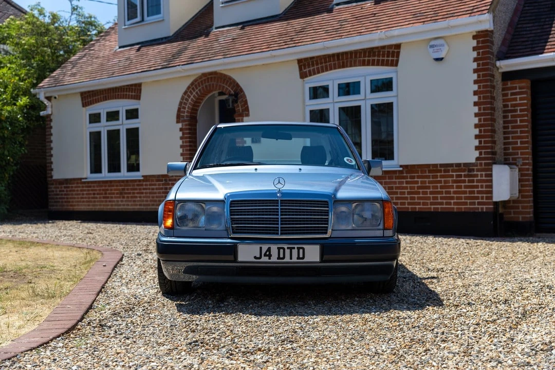 1992 Mercedes-Benz W124 E-Class - Image 3 of 30