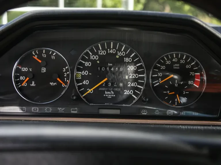1992 Mercedes-Benz W124 E-Class - Image 11 of 31