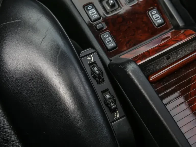 1992 Mercedes-Benz W124 E-Class - Image 16 of 31