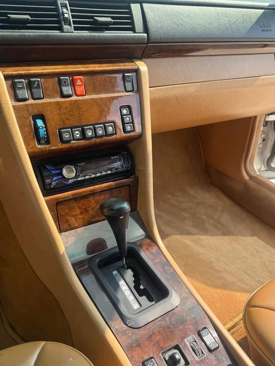 1992 Mercedes-Benz W124 E-Class - Image 10 of 12