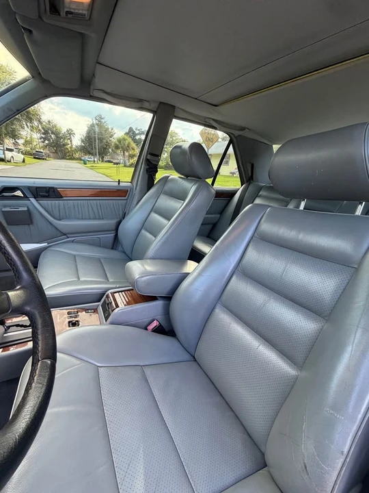 1992 Mercedes-Benz W124 E-Class - Image 9 of 12