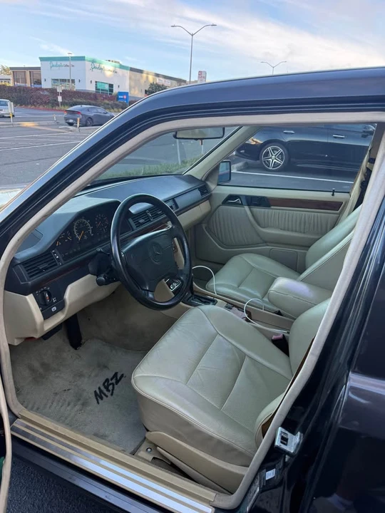 1992 Mercedes-Benz W124 E-Class - Image 8 of 13