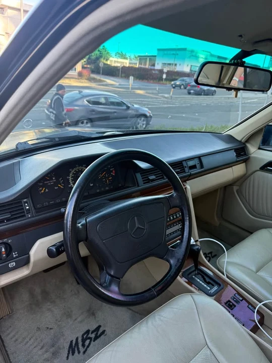 1992 Mercedes-Benz W124 E-Class - Image 7 of 13