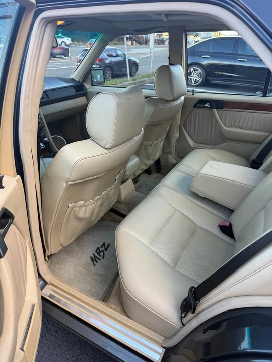 1992 Mercedes-Benz W124 E-Class - Image 11 of 13