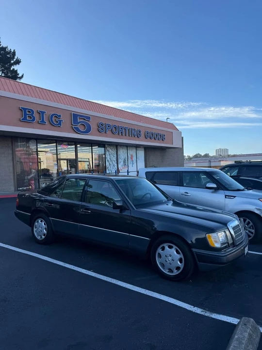 1992 Mercedes-Benz W124 E-Class - Image 3 of 13