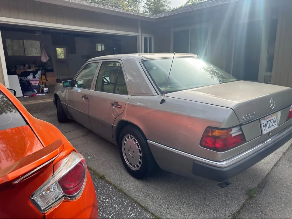 1992 Mercedes-Benz W124 E-Class - Image 3 of 7