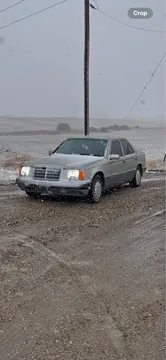 1992 Mercedes-Benz 300 E