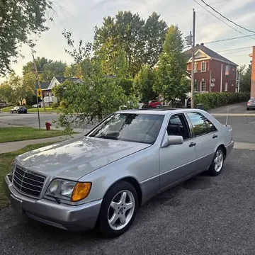 1992 Mercedes-Benz 300 SE