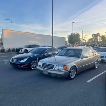 1992 Mercedes-Benz 300 SE Sedan 4D