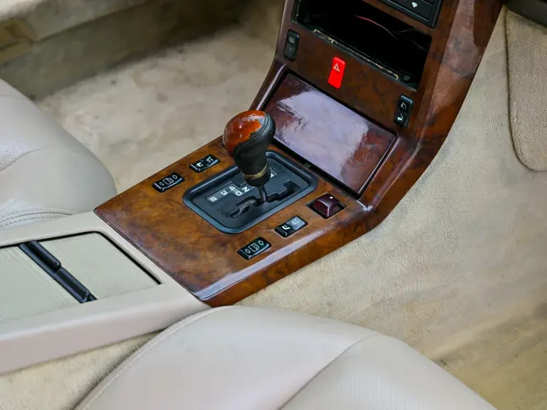 1992 Mercedes-Benz R129 SL-Class - Image 12 of 31