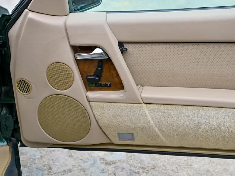 1992 Mercedes-Benz R129 SL-Class - Image 13 of 31