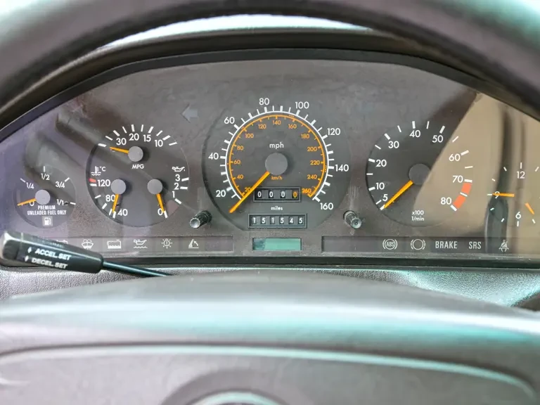 1992 Mercedes-Benz R129 SL-Class - Image 11 of 31