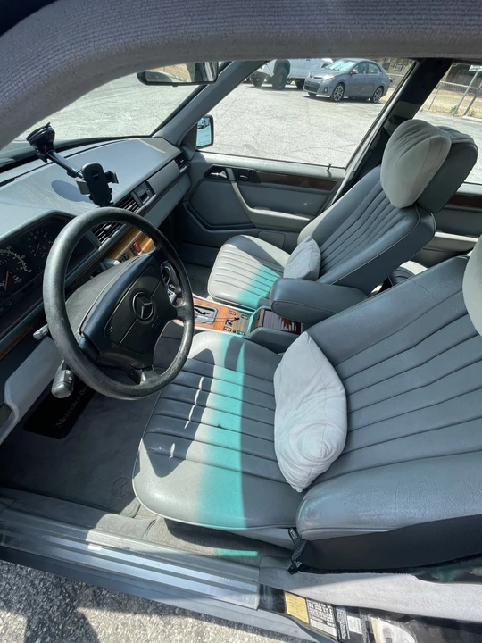 1992 Mercedes-Benz W124 E-Class - Image 21 of 22