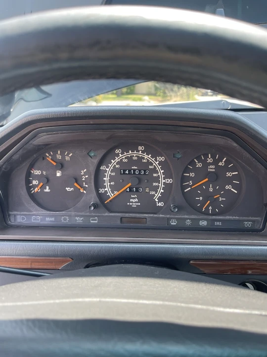 1992 Mercedes-Benz W124 E-Class - Image 17 of 22