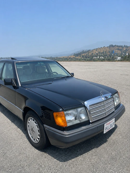 1992 Mercedes-Benz W124 E-Class - Image 4 of 22