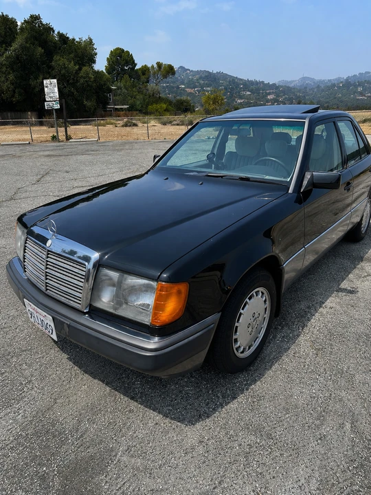 1992 Mercedes-Benz W124 E-Class - Image 3 of 22