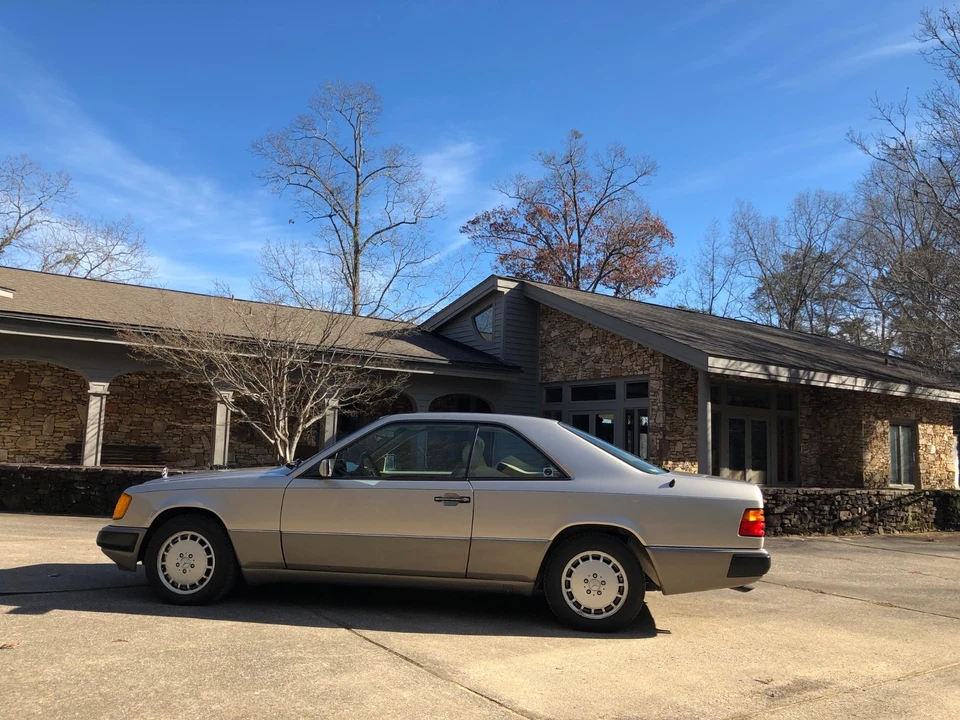 1992 Mercedes-Benz W124 E-Class - Image 6 of 21