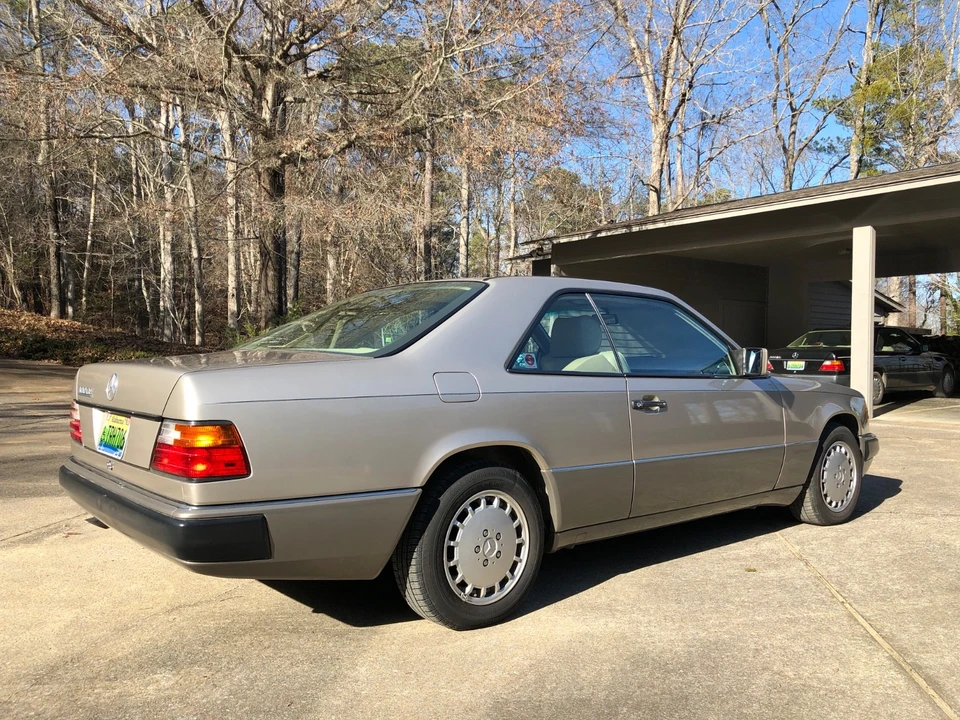 1992 Mercedes-Benz W124 E-Class - Image 7 of 21