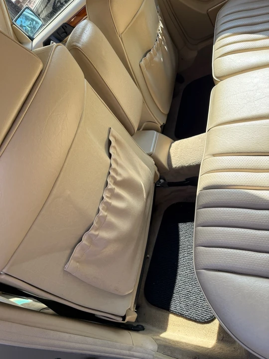 1992 Mercedes-Benz W124 E-Class - Image 13 of 20
