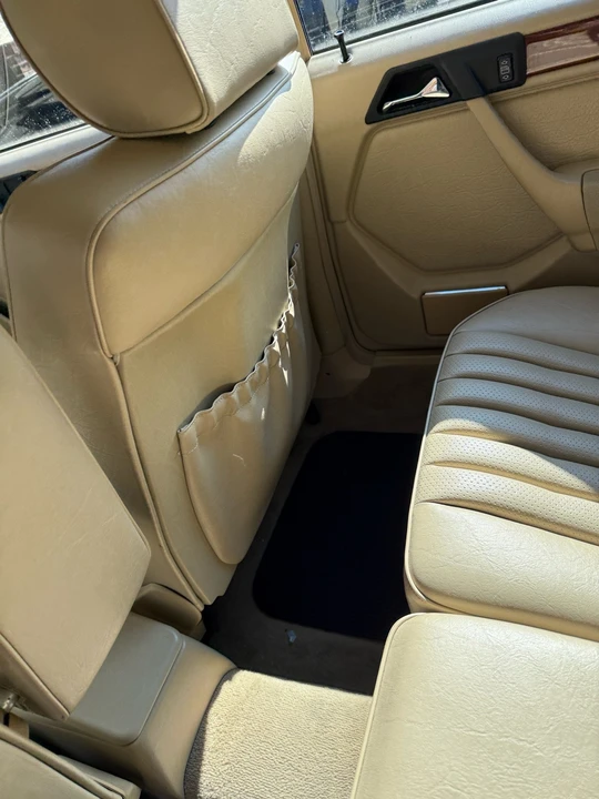 1992 Mercedes-Benz W124 E-Class - Image 11 of 20
