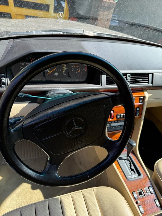 1992 Mercedes-Benz W124 E-Class - Image 20 of 20
