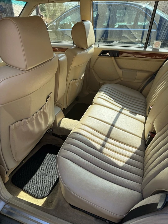 1992 Mercedes-Benz W124 E-Class - Image 14 of 20