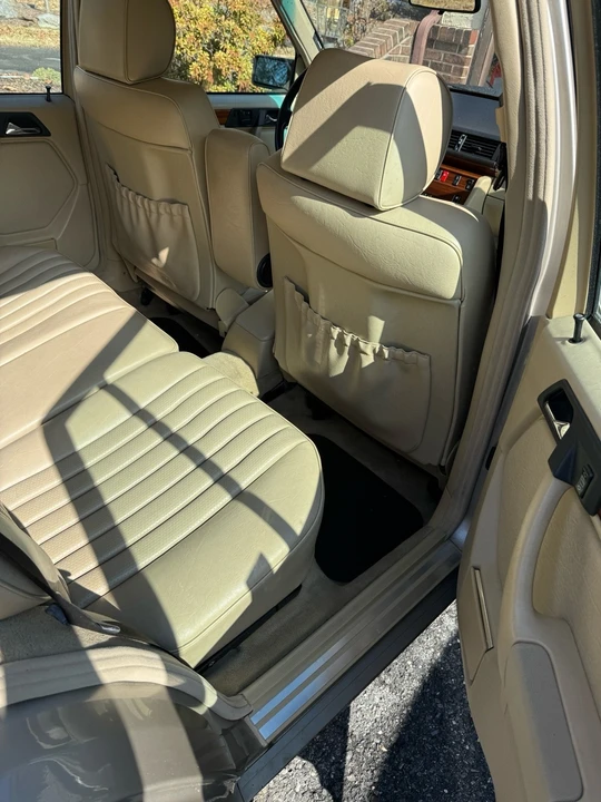 1992 Mercedes-Benz W124 E-Class - Image 8 of 20