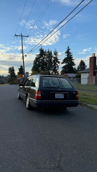 1992 Mercedes-Benz W124 E-Class - Image 6 of 16