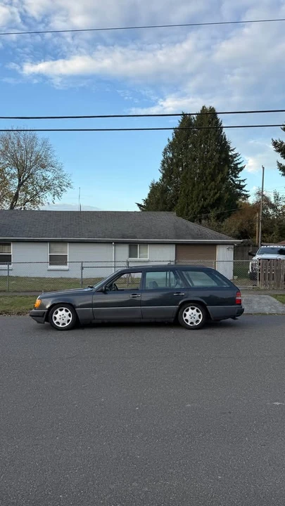 1992 Mercedes-Benz W124 E-Class - Image 4 of 16