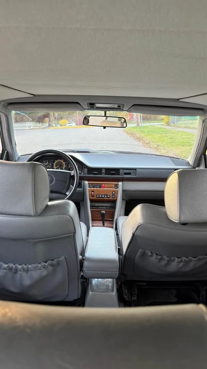 1992 Mercedes-Benz W124 E-Class - Image 14 of 16