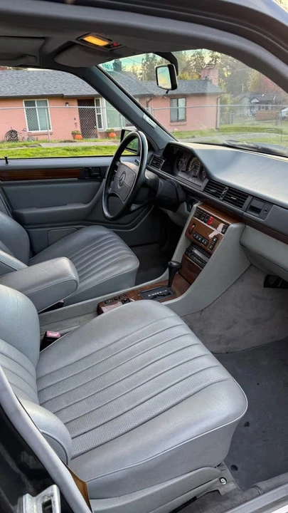 1992 Mercedes-Benz W124 E-Class - Image 10 of 16