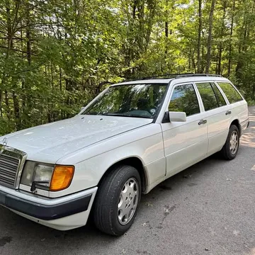 1992 Mercedes-Benz 300 TE Wagon 4D