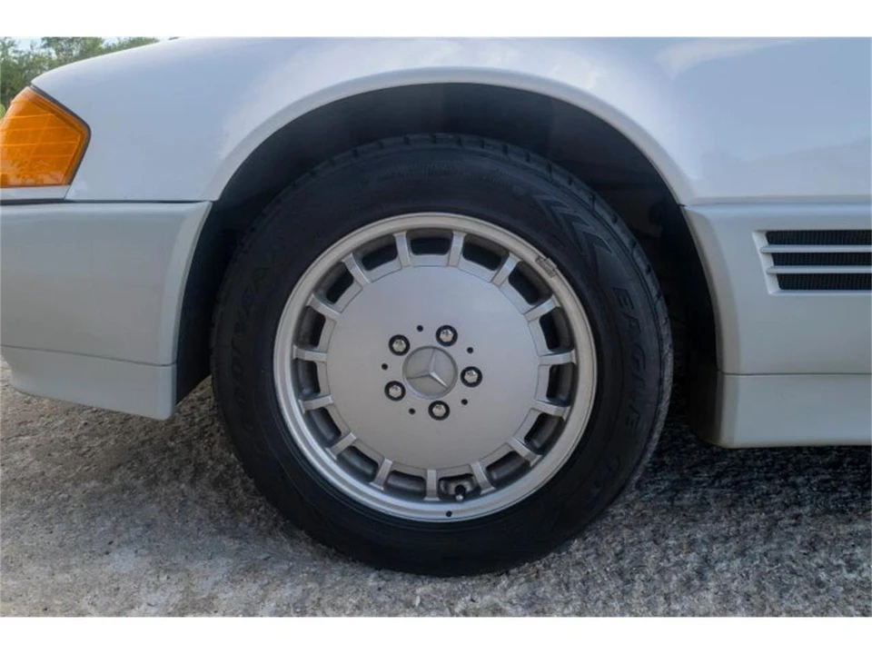 1992 Mercedes-Benz W120 & W121 - Image 11 of 22
