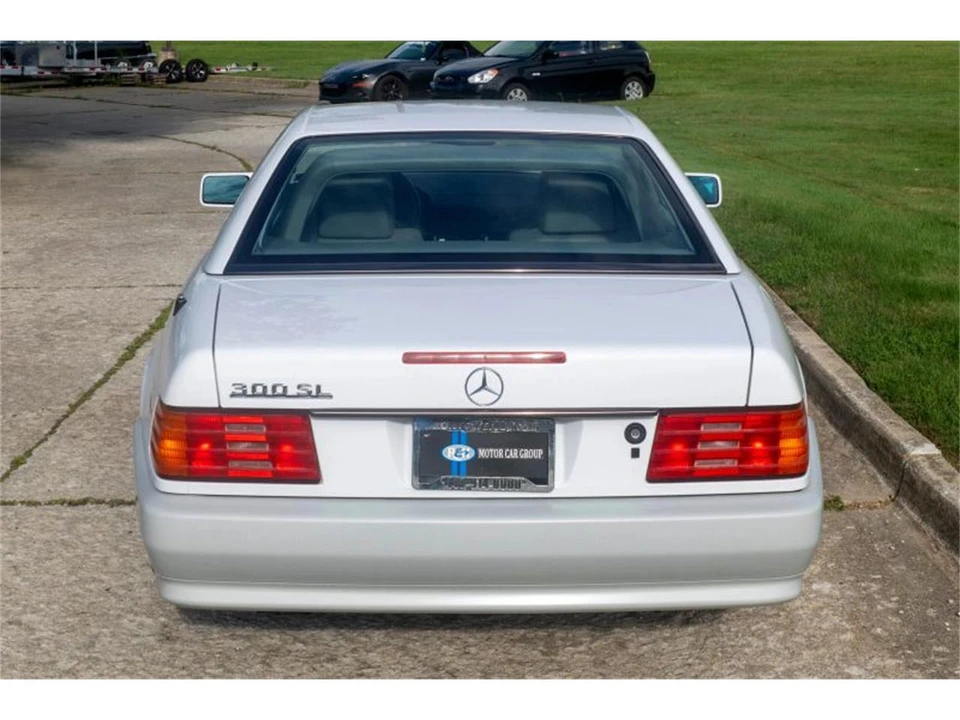 1992 Mercedes-Benz W120 & W121 - Image 5 of 22