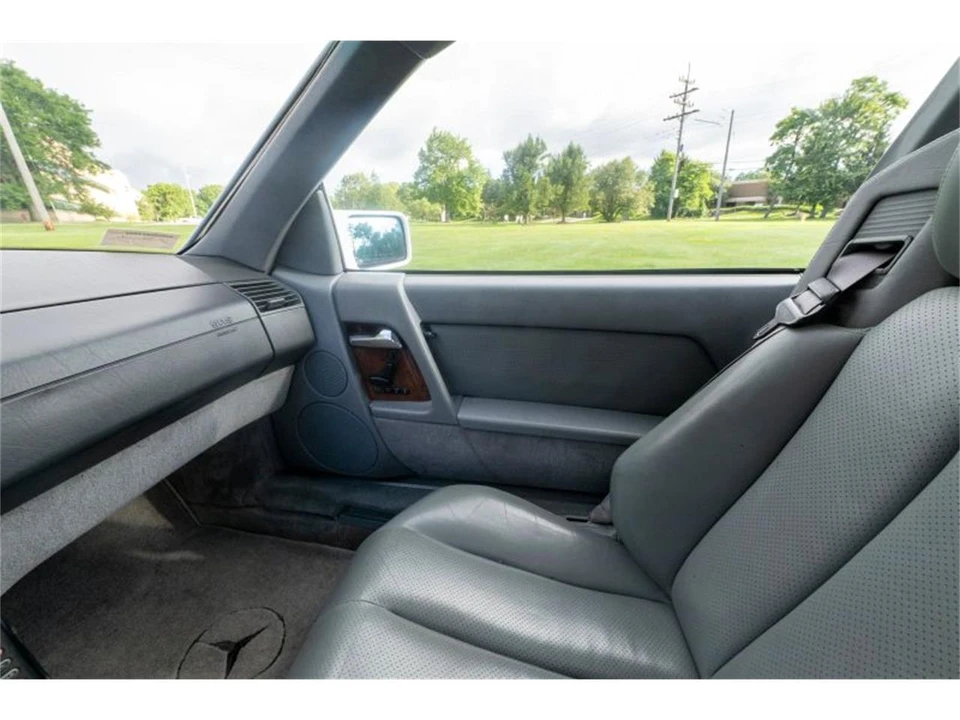1992 Mercedes-Benz W120 & W121 - Image 14 of 22