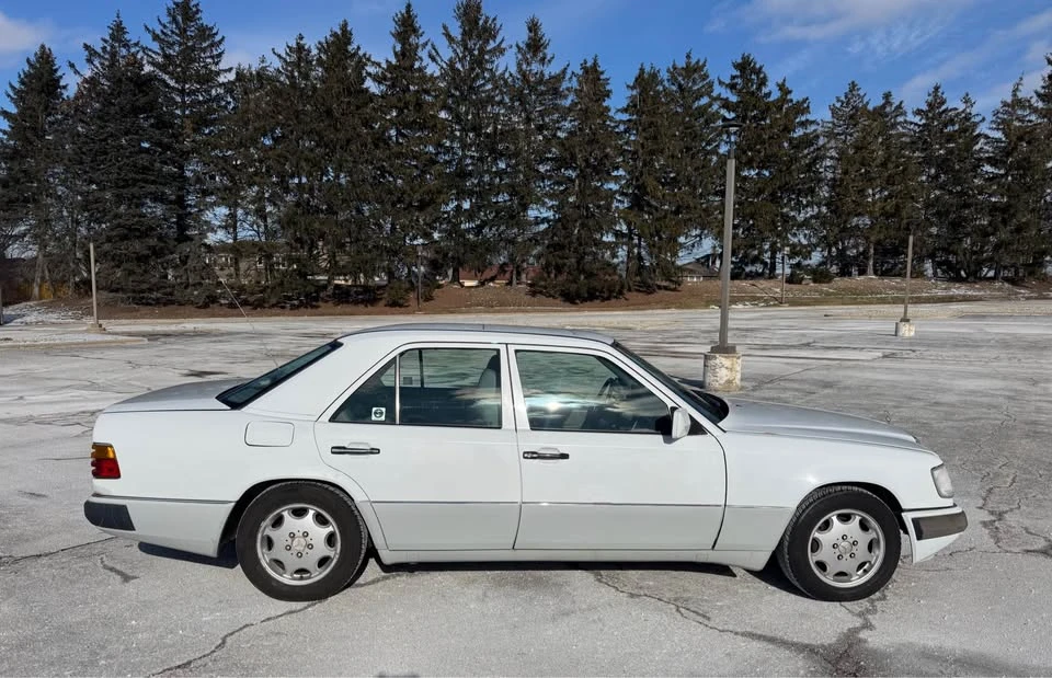 1992 Mercedes-Benz W124 E-Class - Image 8 of 15