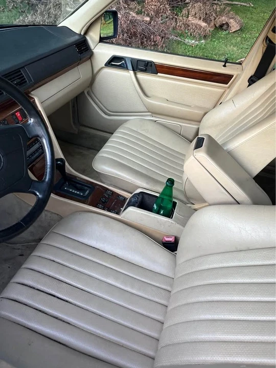 1992 Mercedes-Benz W124 E-Class - Image 9 of 9