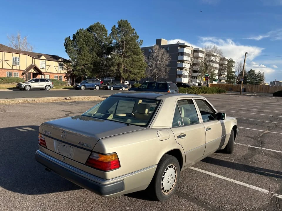 1992 Mercedes-Benz W124 E-Class - Image 3 of 15