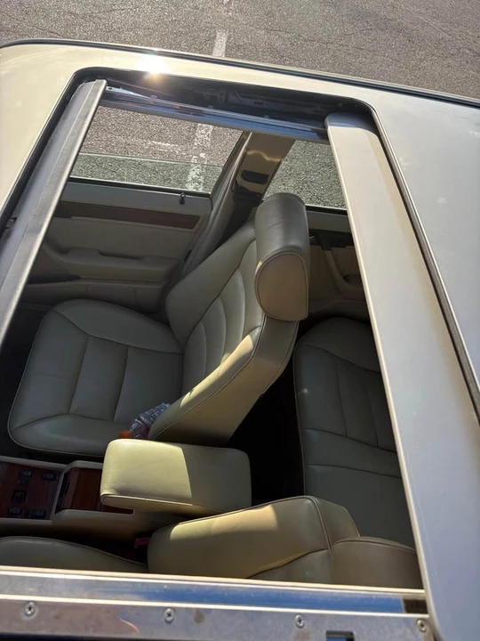 1992 Mercedes-Benz W124 E-Class - Image 11 of 15