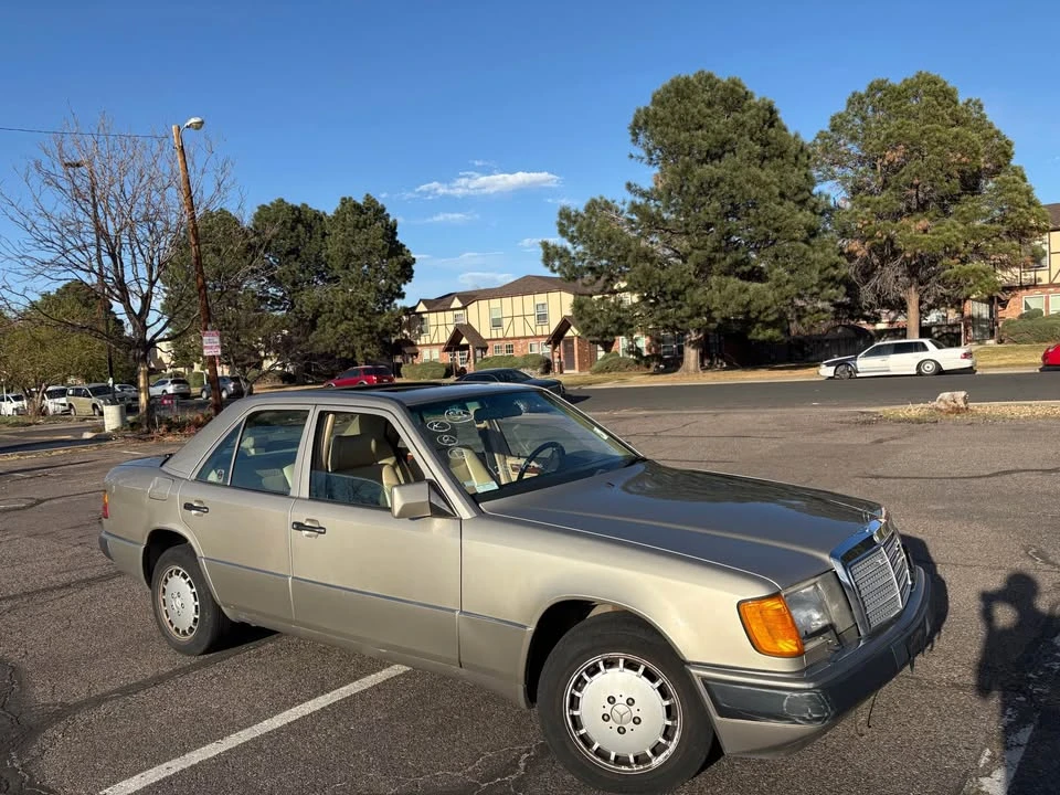1992 Mercedes-Benz W124 E-Class - Image 2 of 15