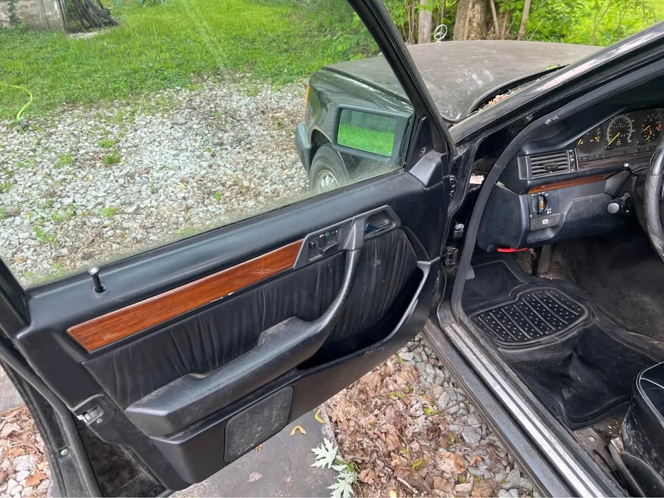 1992 Mercedes-Benz W124 E-Class - Image 4 of 17