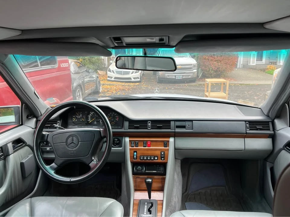 1992 Mercedes-Benz W124 E-Class - Image 5 of 8