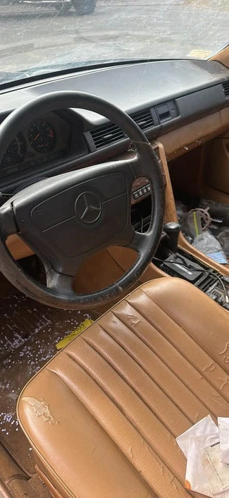 1992 Mercedes-Benz W124 E-Class - Image 4 of 6