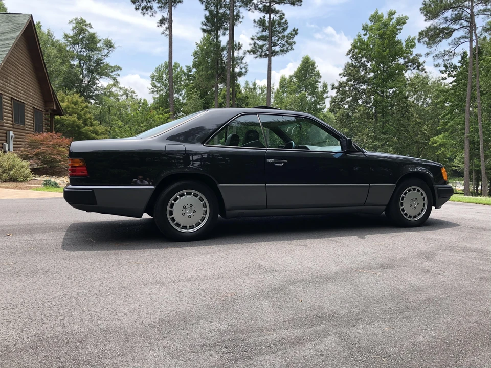 1992 Mercedes-Benz W124 E-Class - Image 23 of 31