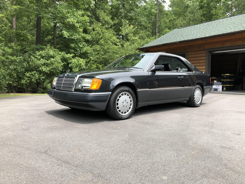 1992 Mercedes-Benz W124 E-Class - Image 9 of 31