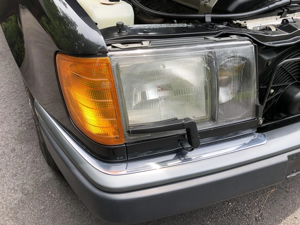 1992 Mercedes-Benz W124 E-Class - Image 27 of 31