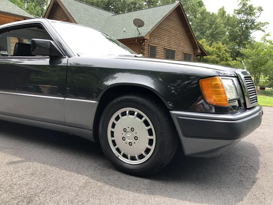 1992 Mercedes-Benz W124 E-Class - Image 24 of 31