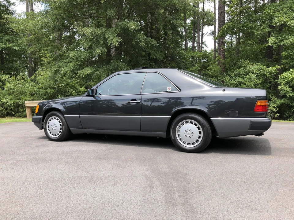 1992 Mercedes-Benz W124 E-Class - Image 14 of 31