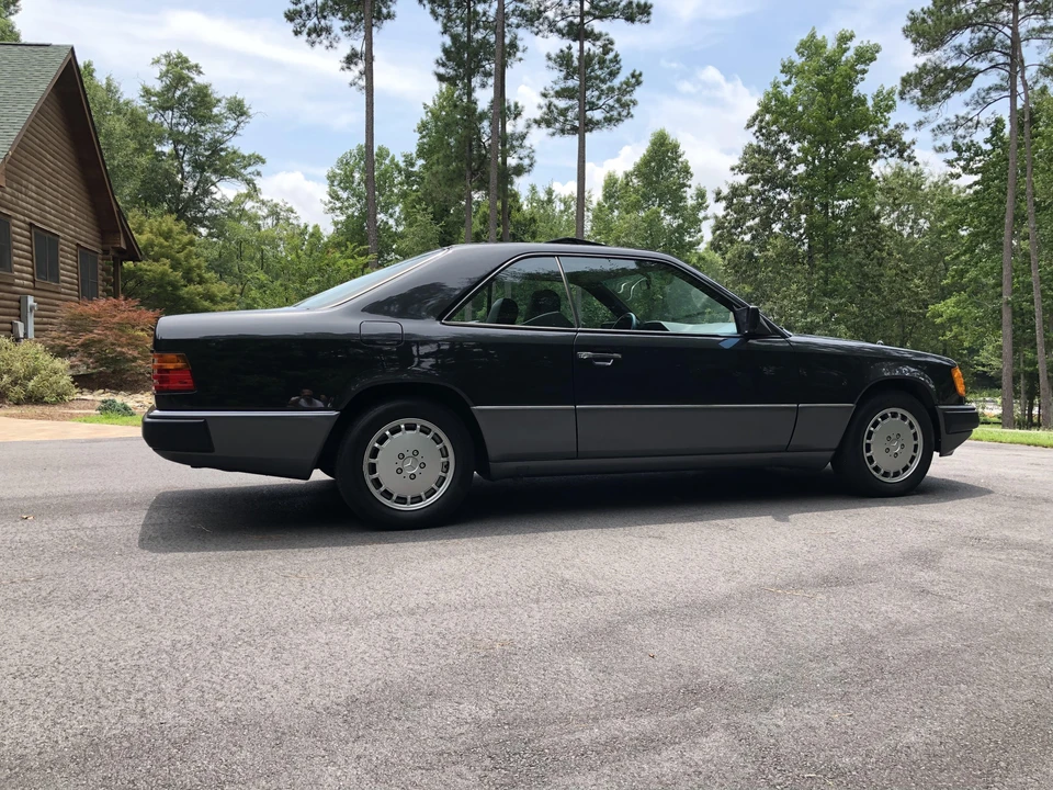 1992 Mercedes-Benz W124 E-Class - Image 22 of 31