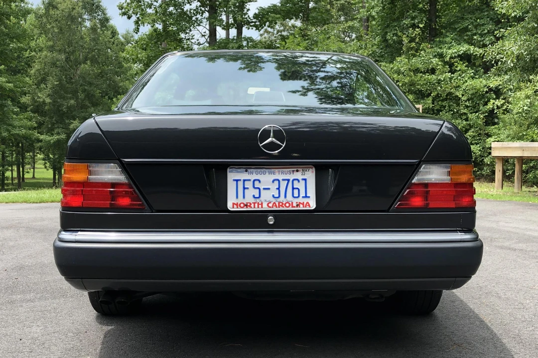 1992 Mercedes-Benz W124 E-Class - Image 5 of 31